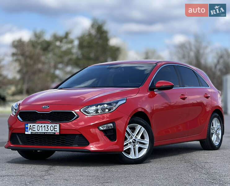 Хэтчбек Kia Ceed 2019 в 