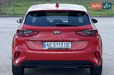 Хэтчбек Kia Ceed 2019 в 