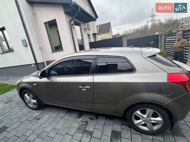 Хетчбек Kia Ceed 2008 в Рівному фото 11 Хетчбек Kia Ceed 2008 в Рівному