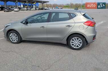 Хэтчбек Kia Ceed 2016 в 
