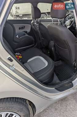 Хэтчбек Kia Ceed 2016 в 
