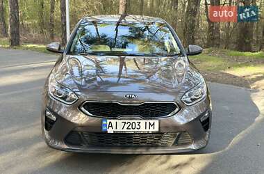 Хэтчбек Kia Ceed 2019 в 