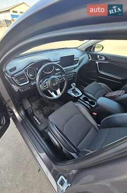 Хэтчбек Kia Ceed 2019 в 