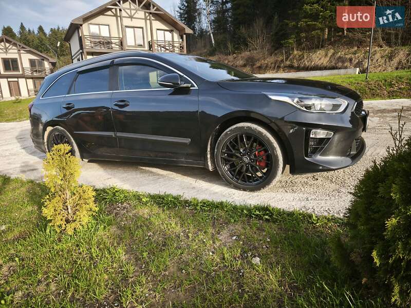 Универсал Kia Ceed 2019 в Киеве