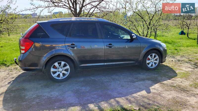 Універсал Kia Ceed 2009 в Чернігові