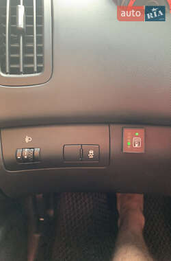 Хетчбек Kia Ceed 2009 в 