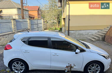 Хэтчбек Kia Ceed 2013 в Ужгороде