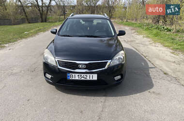 Универсал Kia Ceed 2011 в 