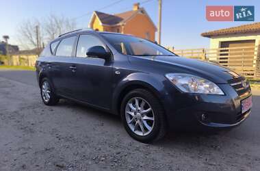 Универсал Kia Ceed 2009 в 