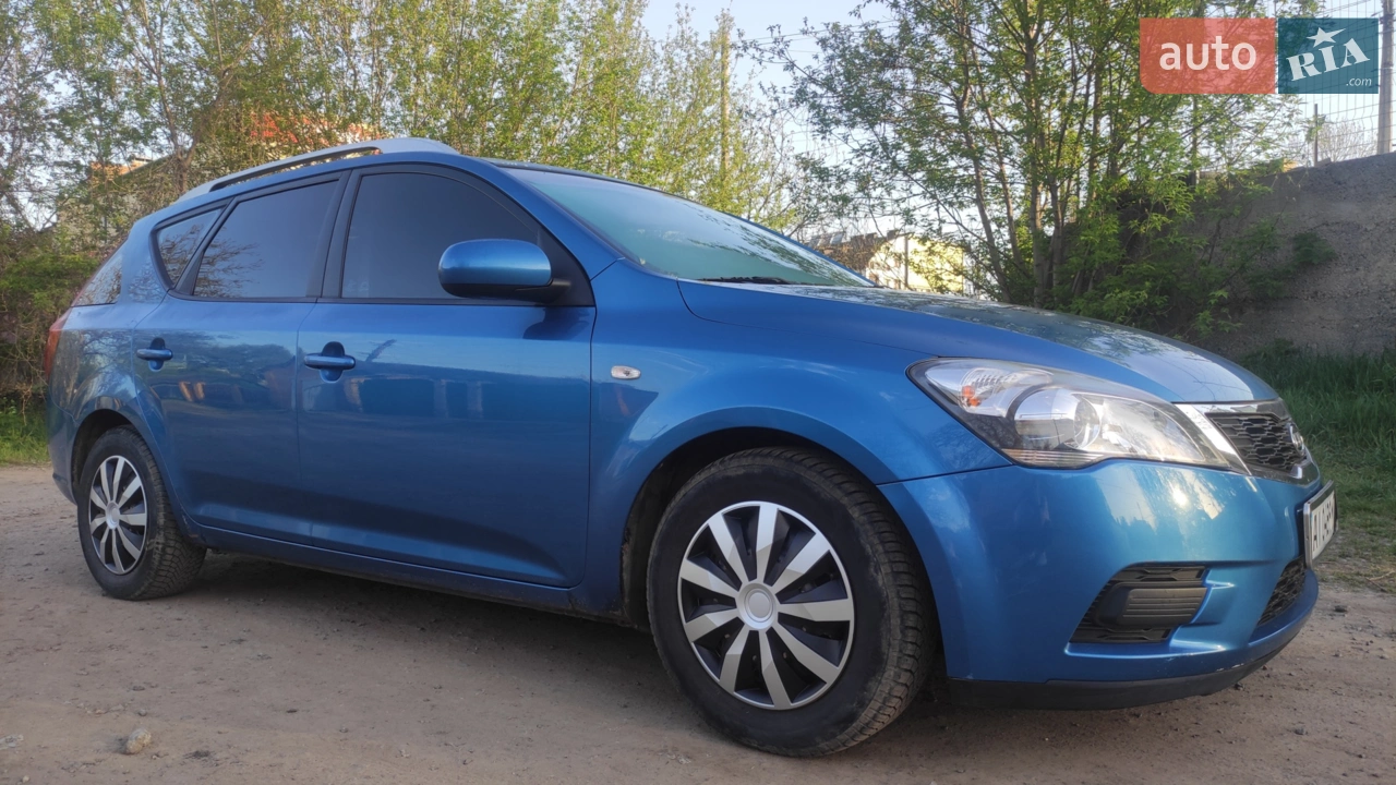 2010 Kia Cee'd - мініатюра 14