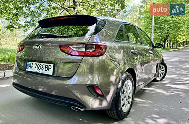 Хэтчбек Kia Ceed 2019 в 
