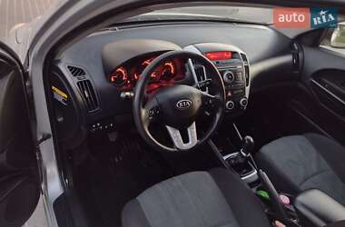 Универсал Kia Ceed 2010 в 