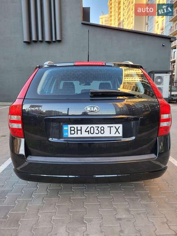 Универсал Kia Ceed 2009 в Одессе