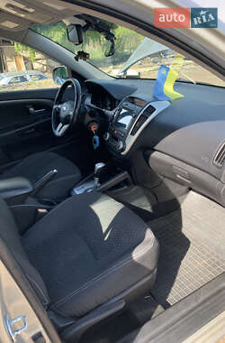 Универсал Kia Ceed 2010 в 