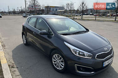 Хэтчбек Kia Ceed 2017 в 