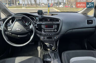 Хэтчбек Kia Ceed 2017 в 
