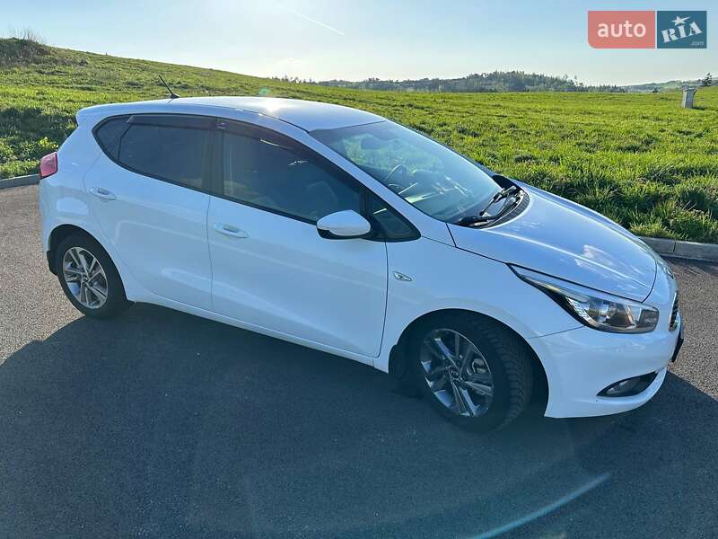 Хетчбек Kia Ceed 2013 в Вінниці