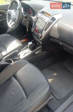 Универсал Kia Ceed 2012 в 