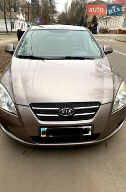 Хетчбек Kia Ceed 2007 в 