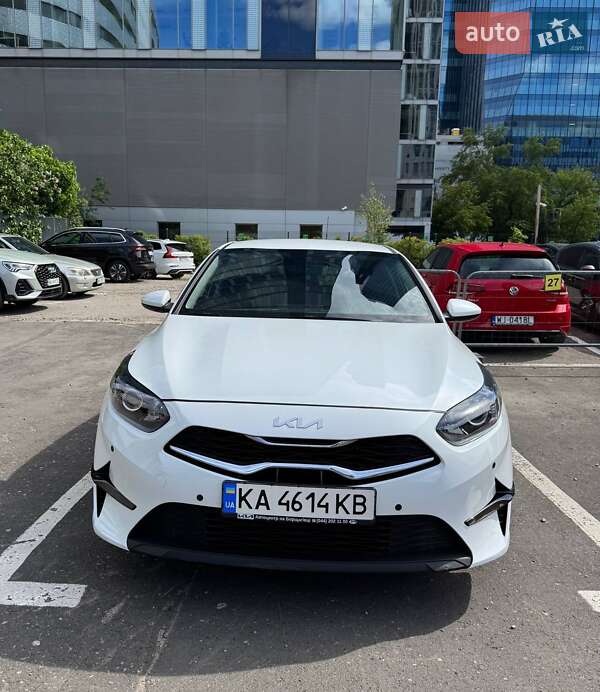 Хетчбек Kia Ceed 2022 в Львові