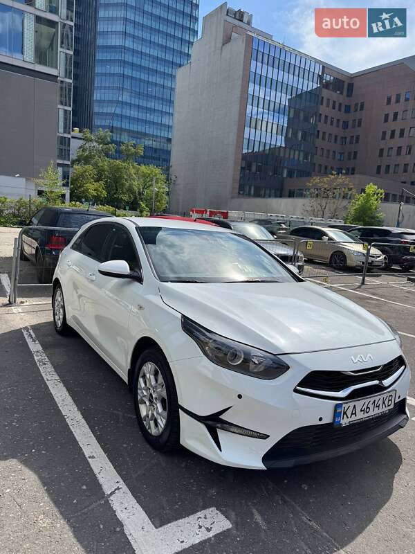 Хетчбек Kia Ceed 2022 в Львові