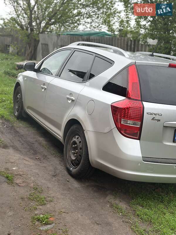 Универсал Kia Ceed 2011 в Харькове фото 4 Универсал Kia Ceed 2011 в Харькове