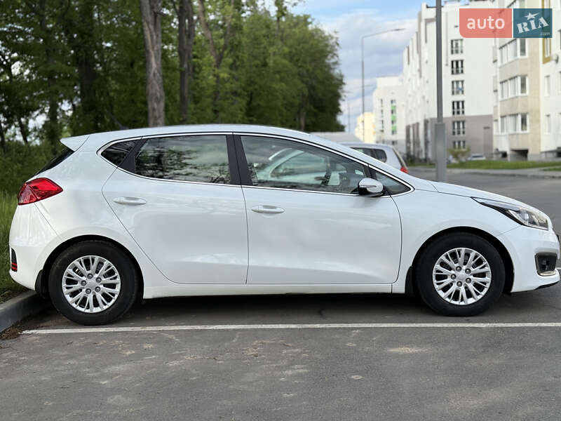 Хэтчбек Kia Ceed 2017 в Виннице