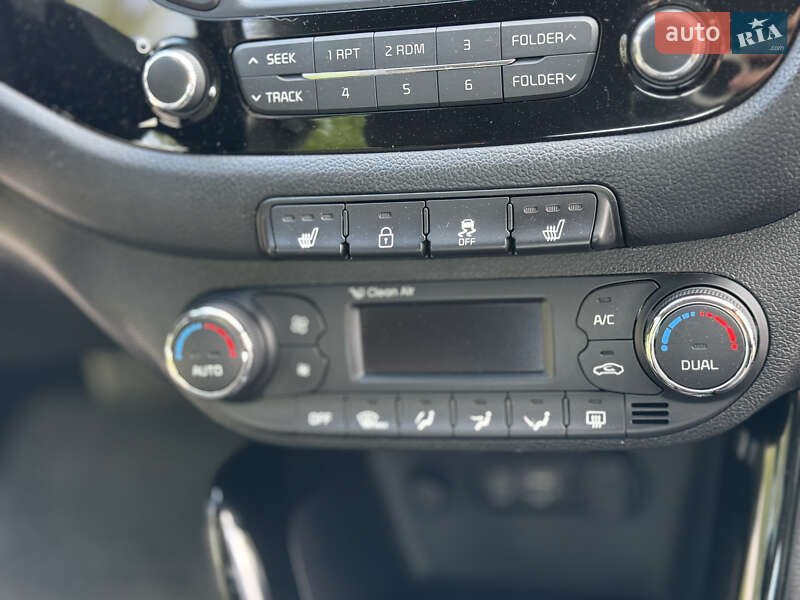 Хэтчбек Kia Ceed 2017 в Виннице
