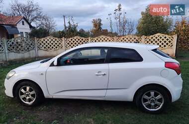 Хетчбек Kia Ceed 2008 в Мостиській