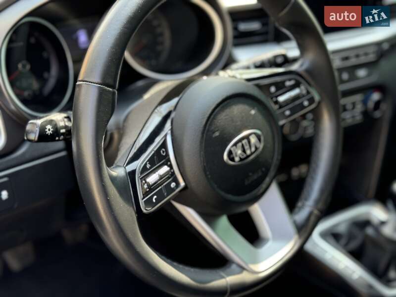 Універсал Kia Ceed 2019 в Одесі