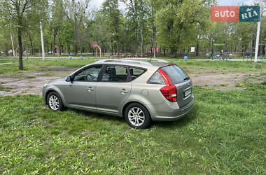 Універсал Kia Ceed 2011 в 