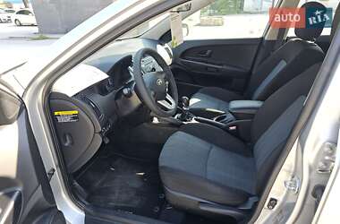 Хетчбек Kia Ceed 2010 в 
