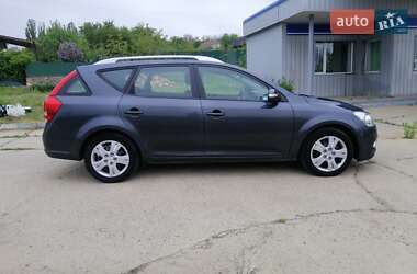 Универсал Kia Ceed 2010 в 
