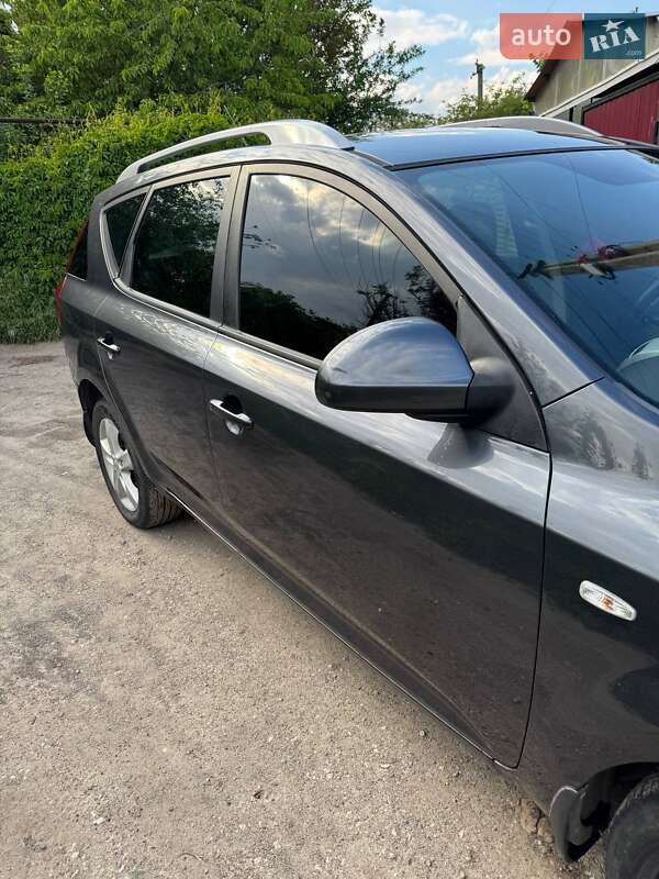 Универсал Kia Ceed 2008 в Запорожье