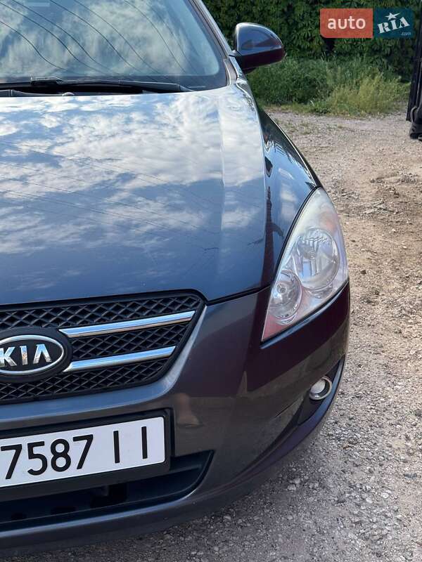 Универсал Kia Ceed 2008 в Запорожье