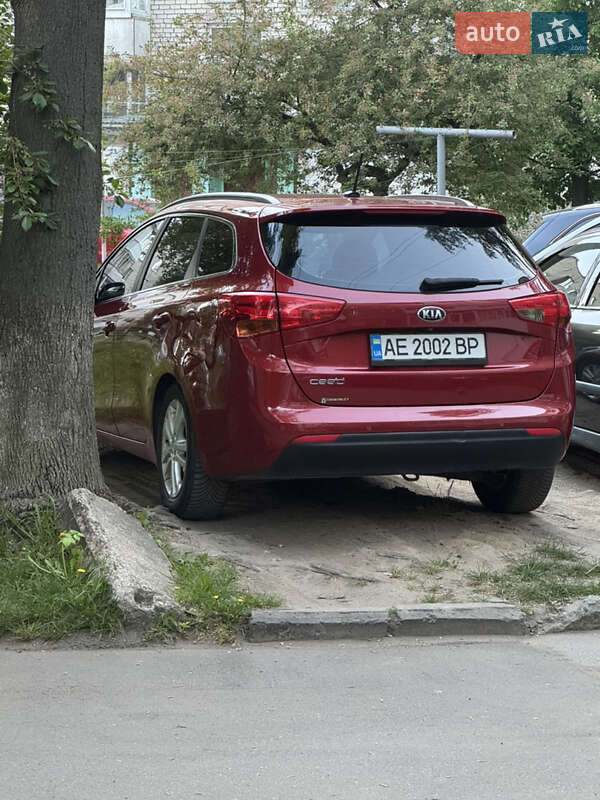 Универсал Kia Ceed 2015 в 