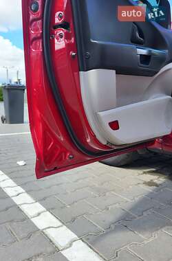 Хэтчбек Kia Ceed 2007 в 