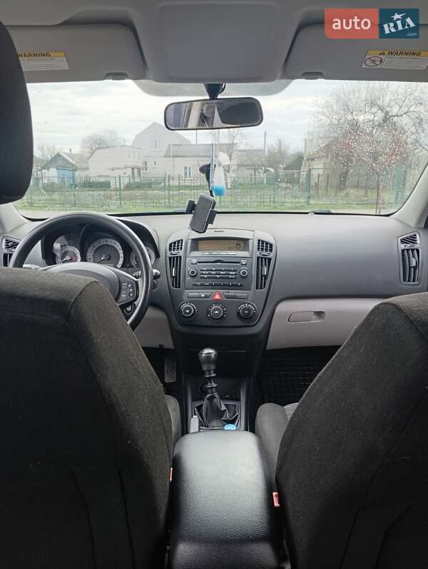 Хетчбек Kia Ceed 2008 в Яготині