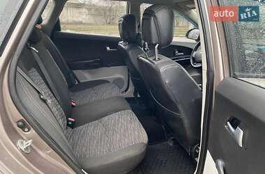 Хэтчбек Kia Ceed 2007 в 