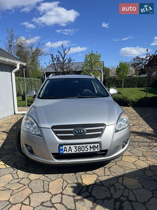 Универсал Kia Ceed 2008 в Киеве