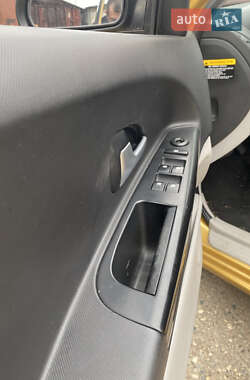 Хэтчбек Kia Ceed 2008 в 
