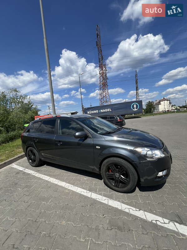 Универсал Kia Ceed 2009 в Киеве