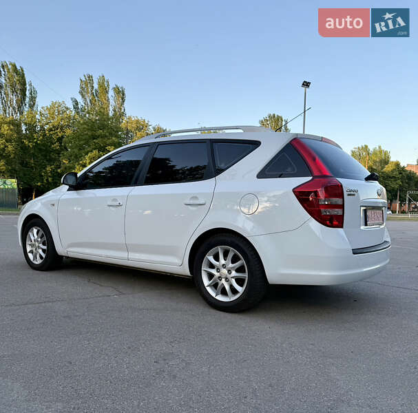 Kia Ceed 2010