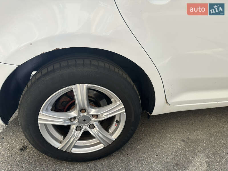 Универсал Kia Ceed 2010 в Киеве