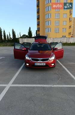 Универсал Kia Ceed 2009 в Каменец-Подольском