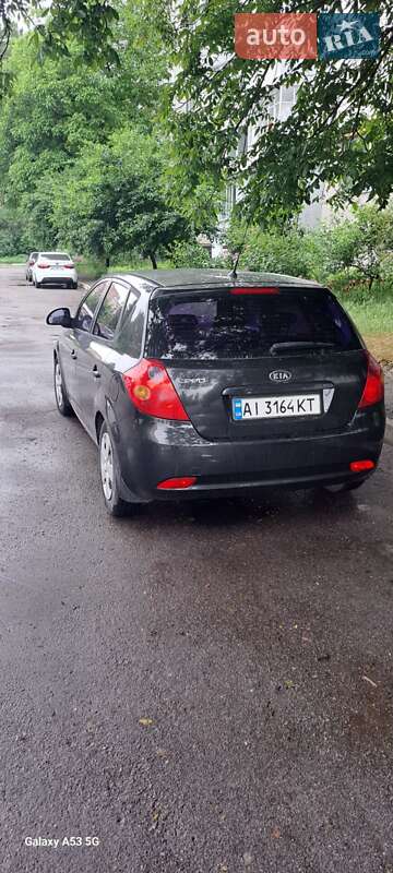 Хэтчбек Kia Ceed 2007 в Обухове
