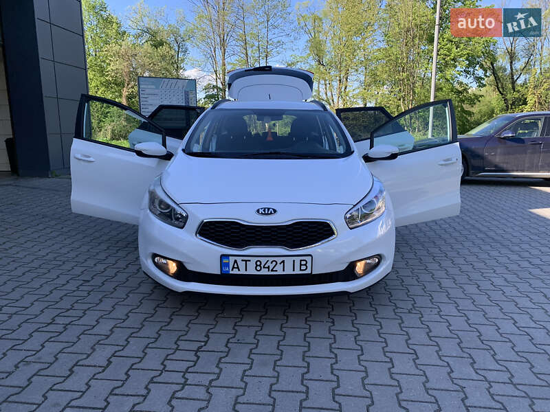Универсал Kia Ceed 2013 в Калуше