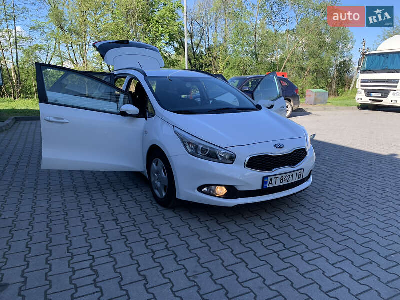 Универсал Kia Ceed 2013 в Калуше