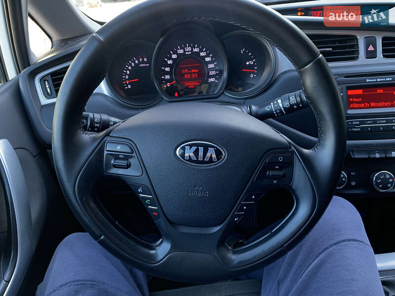 Универсал Kia Ceed 2013 в Калуше