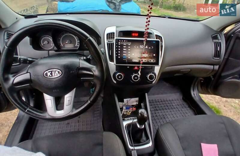Хетчбек Kia Ceed 2011 в Саврані фото 3 Хетчбек Kia Ceed 2011 в Саврані